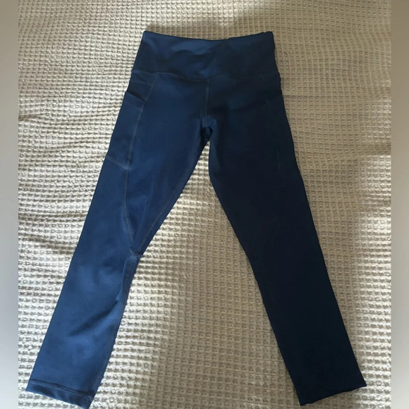 ZYIA Pants - Zyia capri leggings